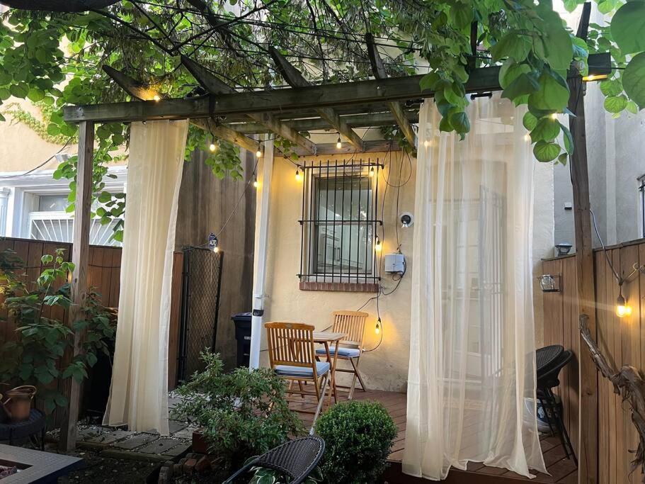 3-bedroom House With Cute Patio Explore Dc On Foot