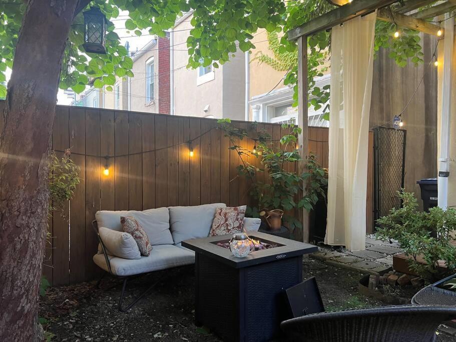 3-bedroom House With Cute Patio Explore Dc On Foot * Washington